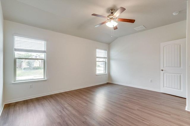 1900 Mexia DR, Round Rock, TX 78664