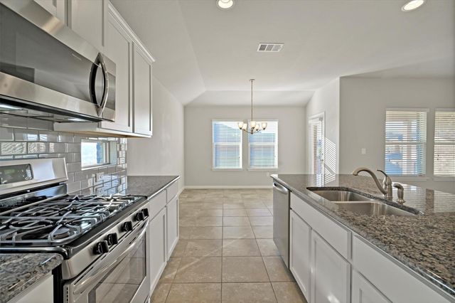 1900 Mexia DR, Round Rock, TX 78664
