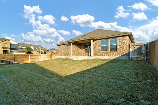 1900 Mexia DR, Round Rock, TX 78664