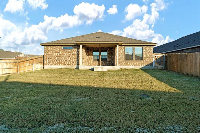 1900 Mexia DR, Round Rock, TX 78664