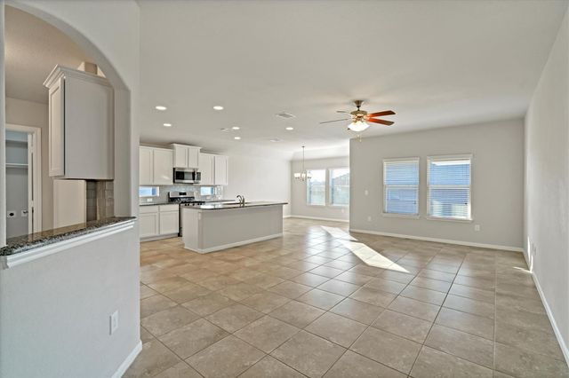 1900 Mexia DR, Round Rock, TX 78664