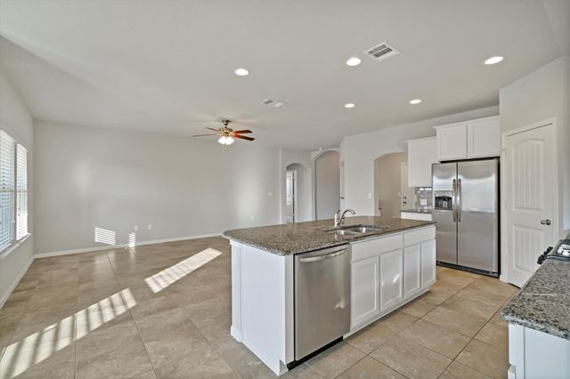 1900 Mexia DR, Round Rock, TX 78664