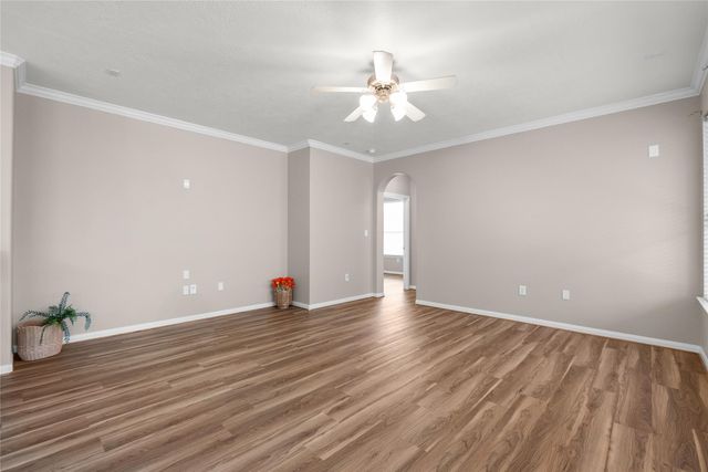 1225 N Riviera Circle, Pearland, TX 77581
