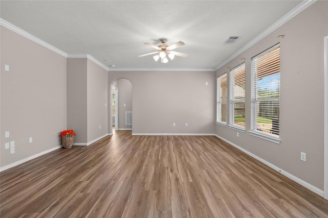 1225 N Riviera Circle, Pearland, TX 77581