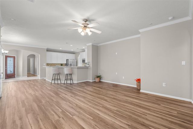 1225 N Riviera Circle, Pearland, TX 77581