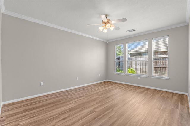 1225 N Riviera Circle, Pearland, TX 77581