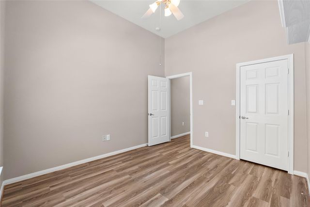 1225 N Riviera Circle, Pearland, TX 77581