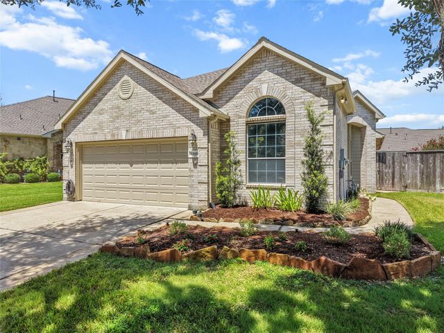 1225 N Riviera Circle, Pearland, TX 77581