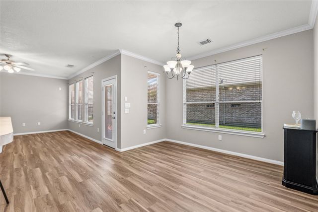 1225 N Riviera Circle, Pearland, TX 77581