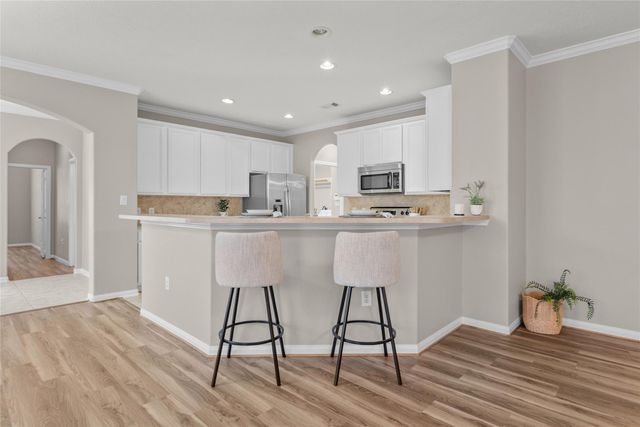 1225 N Riviera Circle, Pearland, TX 77581