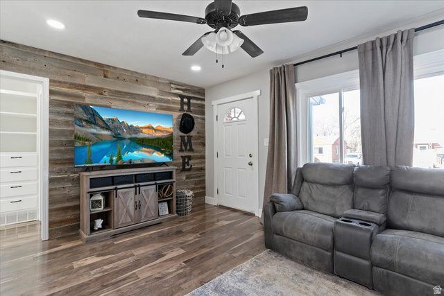 5874 S 2625 W, Roy, UT 84067