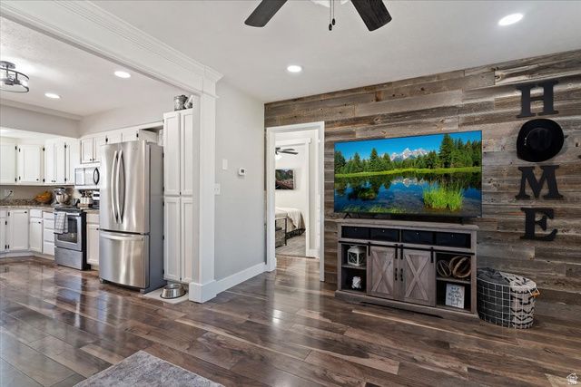 5874 S 2625 W, Roy, UT 84067