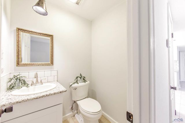 1408 Cottage Dr, Houma, LA 70360