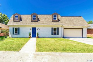 1408 Cottage Dr, Houma, LA 70360