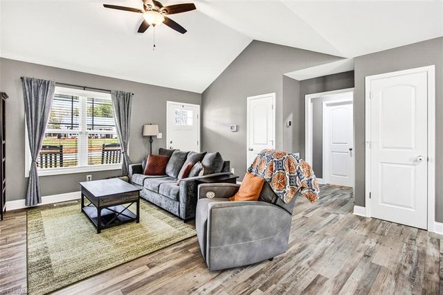 110 Delia Run, Madison, NC 27025