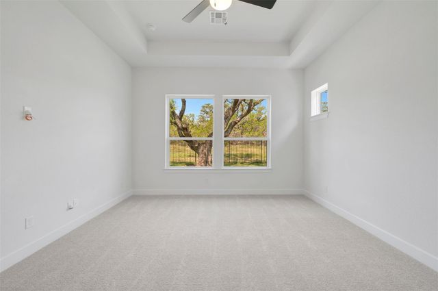 676 Sage Thrasher CIR, Dripping Springs, TX 78620