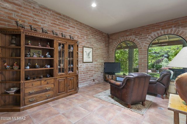 55 Culton Lane, Tubac, AZ 85646