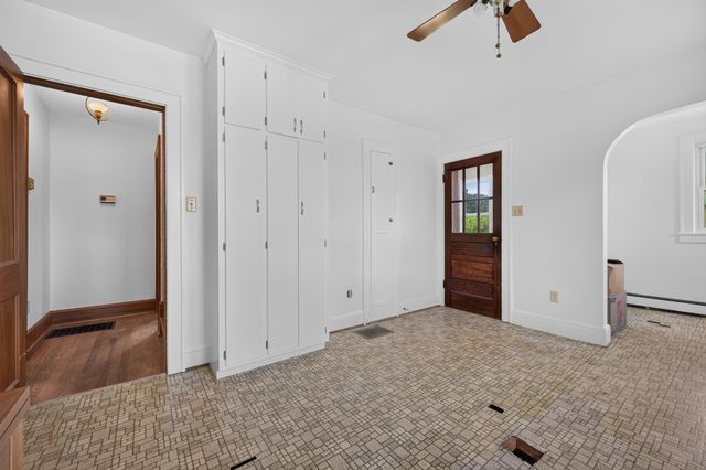 1224 Floyd Hwy S, Floyd, VA 24091
