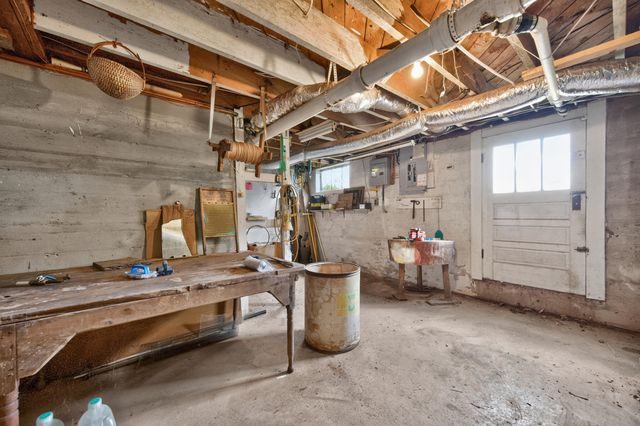1224 Floyd Hwy S, Floyd, VA 24091