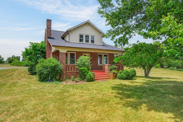 1224 Floyd Hwy S, Floyd, VA 24091