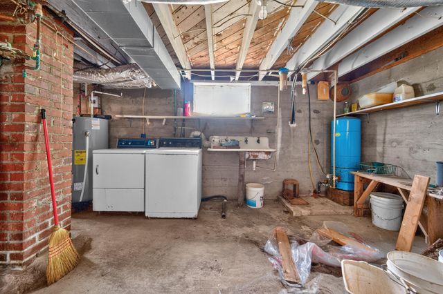 1224 Floyd Hwy S, Floyd, VA 24091