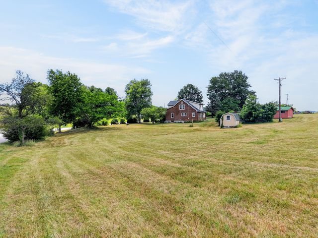 1224 Floyd Hwy S, Floyd, VA 24091