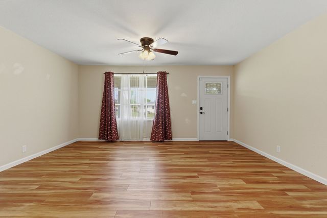 22 Larkspur Ave, Lebanon, TN 37090