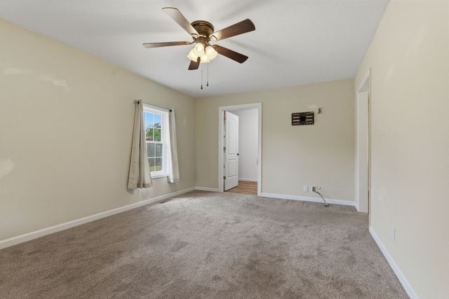 22 Larkspur Ave, Lebanon, TN 37090