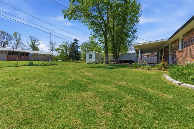 22 Larkspur Ave, Lebanon, TN 37090
