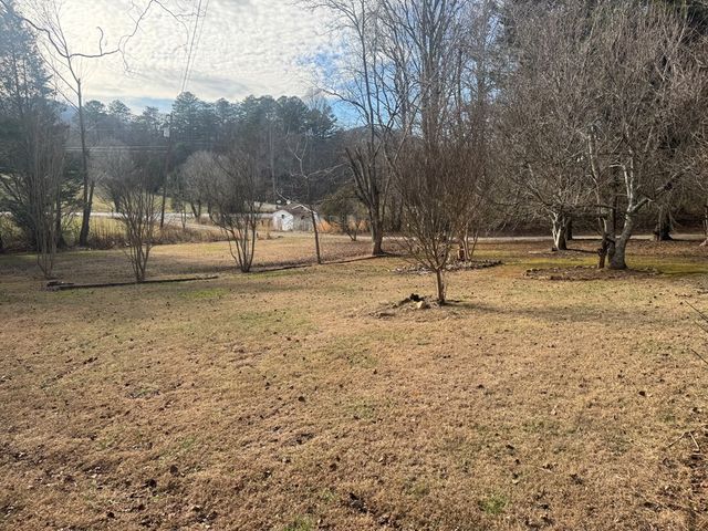 1500 State Hwy 66, Young Harris, GA 30582