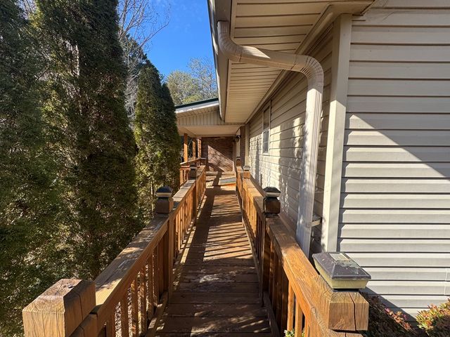 1500 State Hwy 66, Young Harris, GA 30582