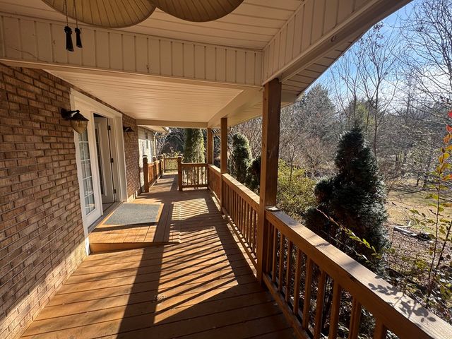 1500 State Hwy 66, Young Harris, GA 30582