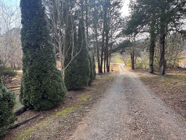 1500 State Hwy 66, Young Harris, GA 30582