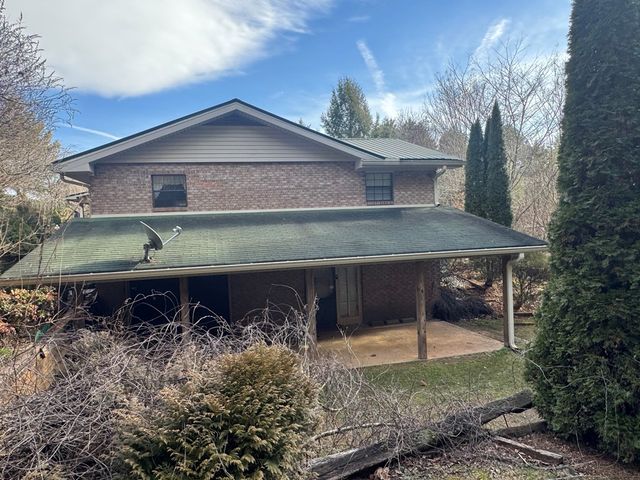 1500 State Hwy 66, Young Harris, GA 30582