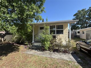 4327 43RD AVENUE N, St Petersburg, FL 33714