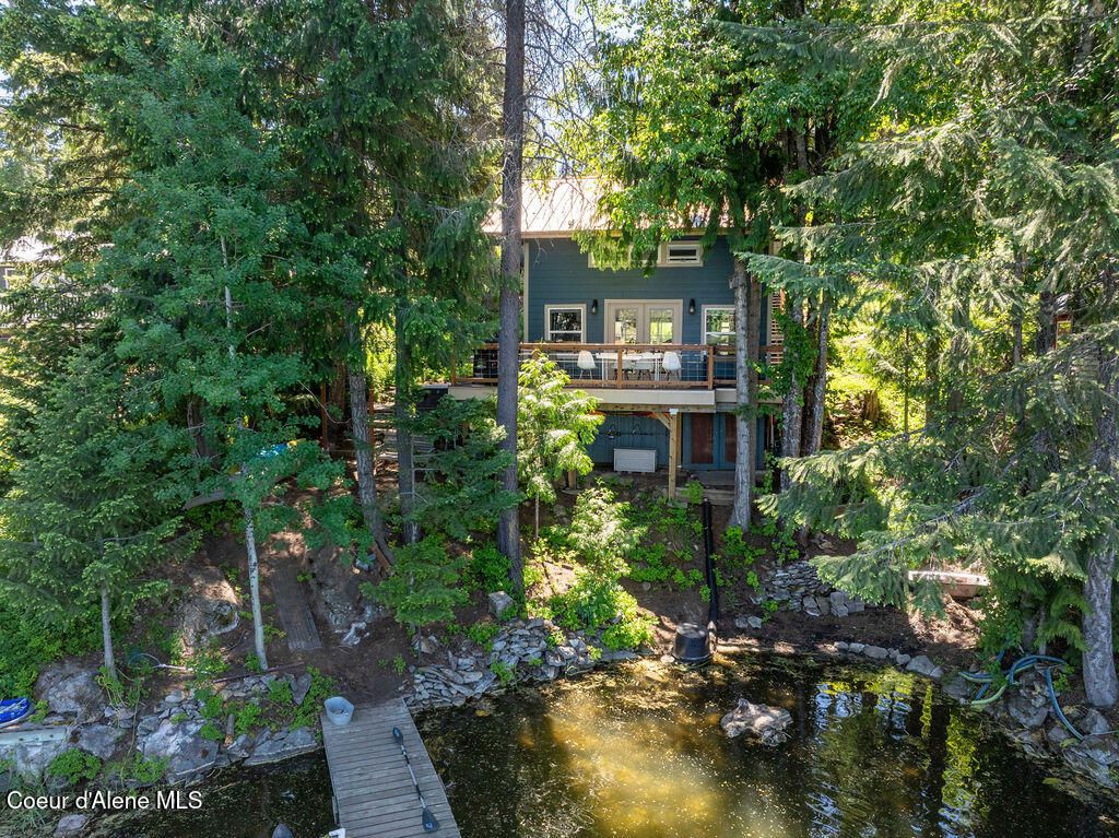 7547 W CHANNEL LN, Rathdrum, ID 83858