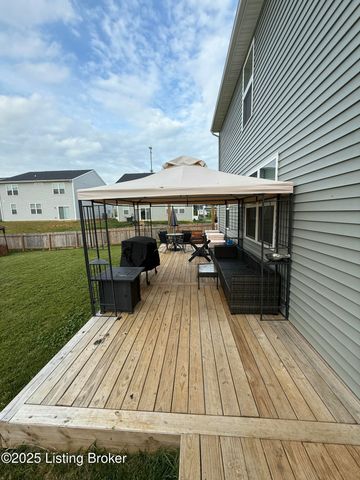 4027 White Pine Ln, La Grange, KY 40031