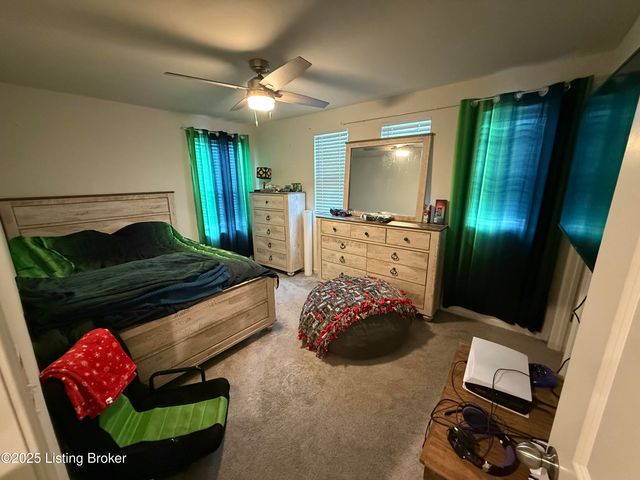 4027 White Pine Ln, La Grange, KY 40031