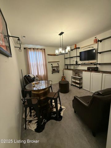 4027 White Pine Ln, La Grange, KY 40031