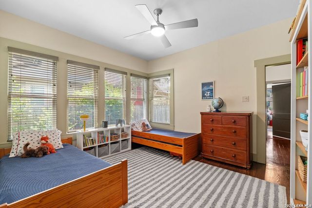 301 QUEEN ANNE CT, San Antonio, TX 78209