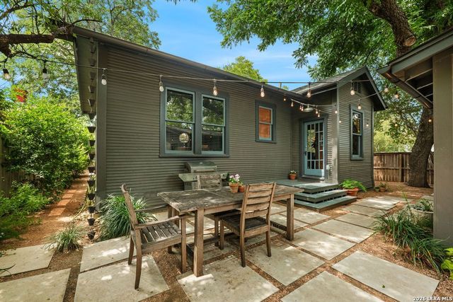 301 QUEEN ANNE CT, San Antonio, TX 78209