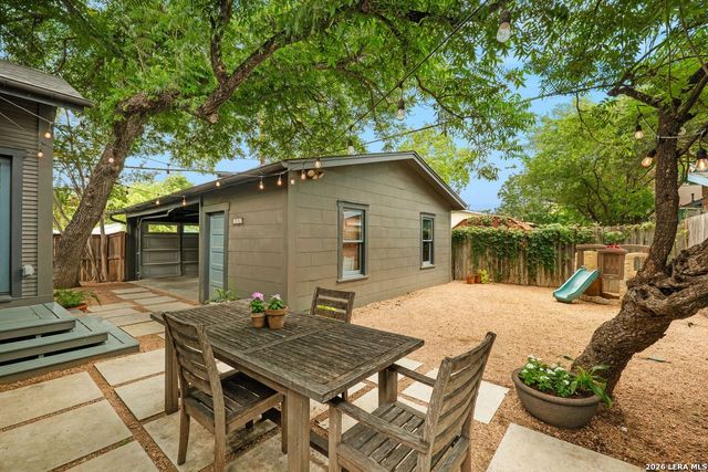301 QUEEN ANNE CT, San Antonio, TX 78209