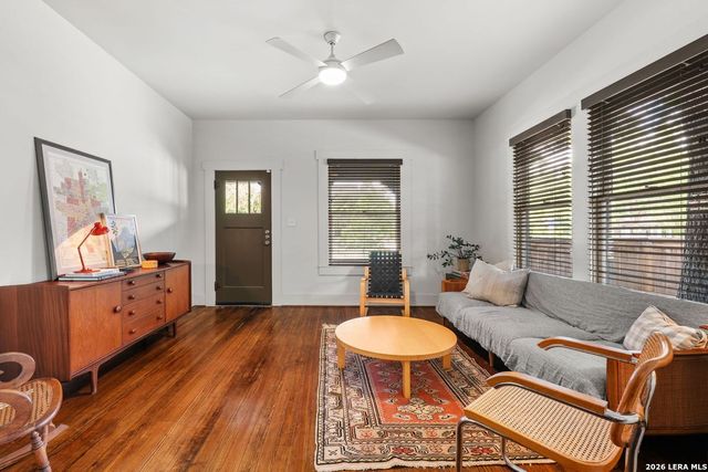 301 QUEEN ANNE CT, San Antonio, TX 78209