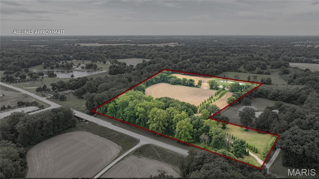Image 13 of property listing at 0 Seiler Road, Alton, IL 62002