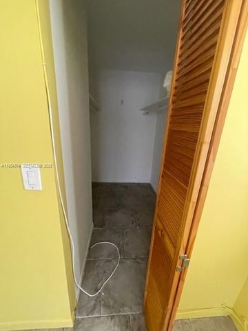 20815 NE 8th Ct 201-20, Miami, FL 33179