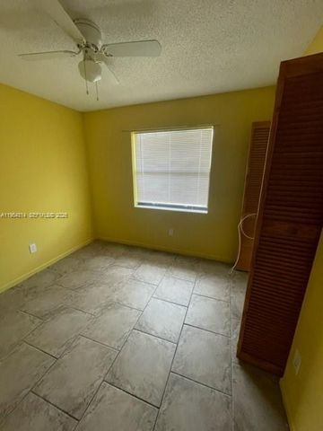 20815 NE 8th Ct 201-20, Miami, FL 33179