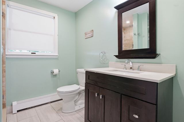 137 Maplewood Rd, Lynn, MA 01904