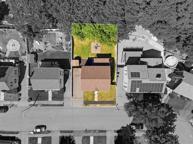 137 Maplewood Rd, Lynn, MA 01904