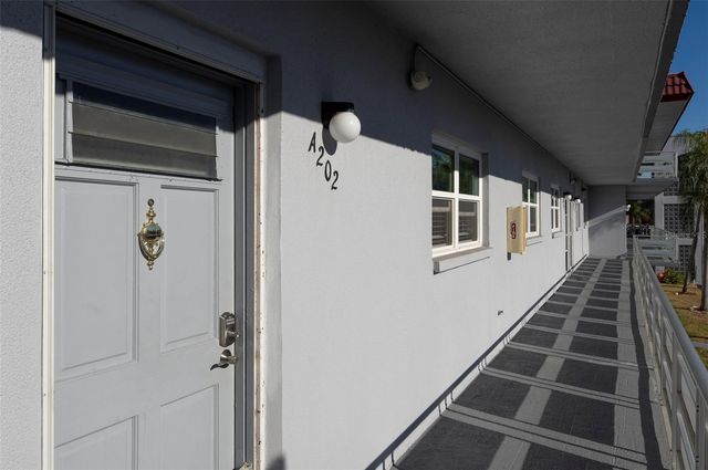 5660 80TH STREET N A202, St Petersburg, FL 33709