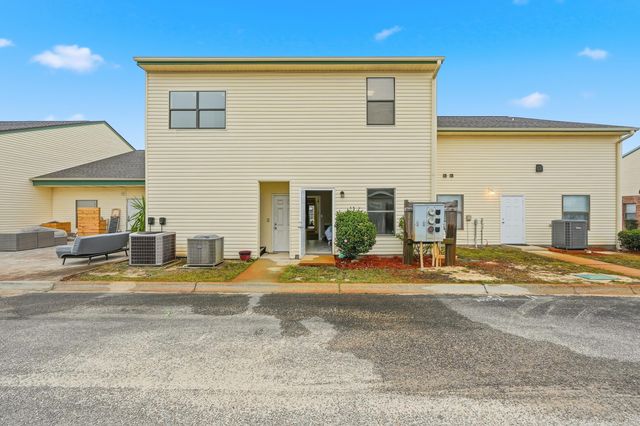 7552 Navarre Parkway 44, Navarre, FL 32566